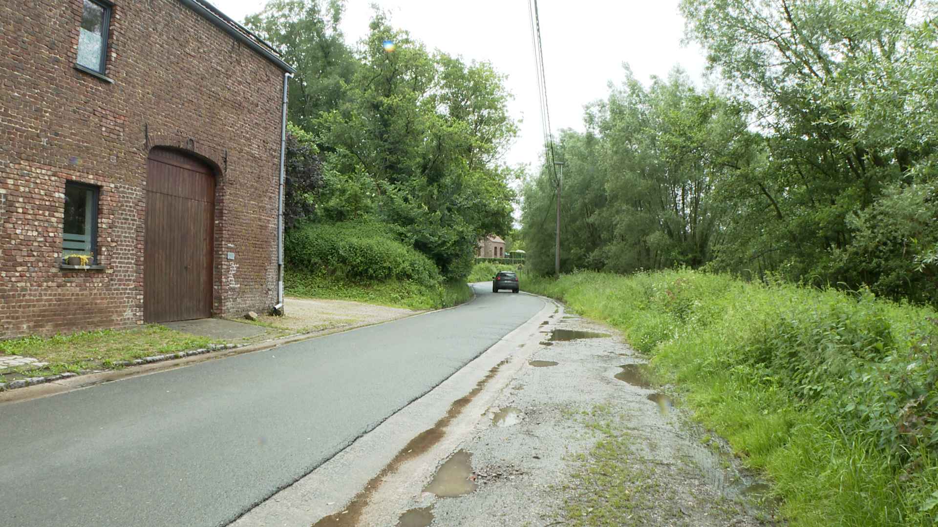 Une piste cyclable et un trottoir pour sécuriser les usagers faibles de la rue Destraux entre Villeroux et Saint-Géry