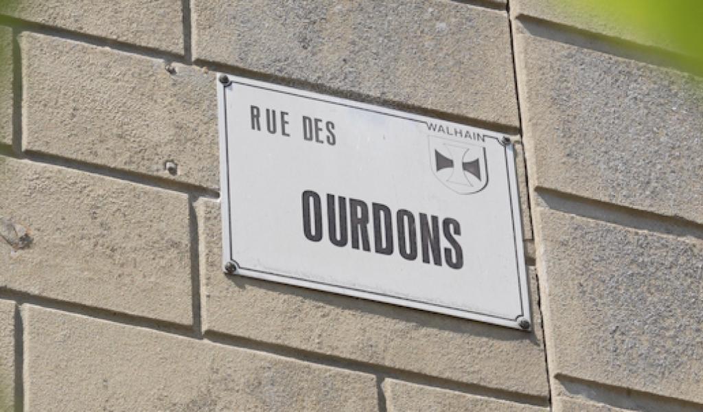 À côté de la plaque : La rue des Ourdons à Tourinnes-Saint-Lambert