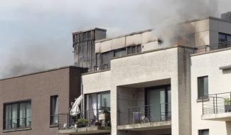 Gembloux : un incendie se déclare au niveau de la toiture d'un appartement, place de la Manufacture