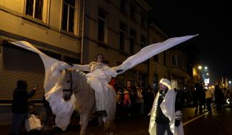 Perwez : la parade de Noël séduit petits et grands