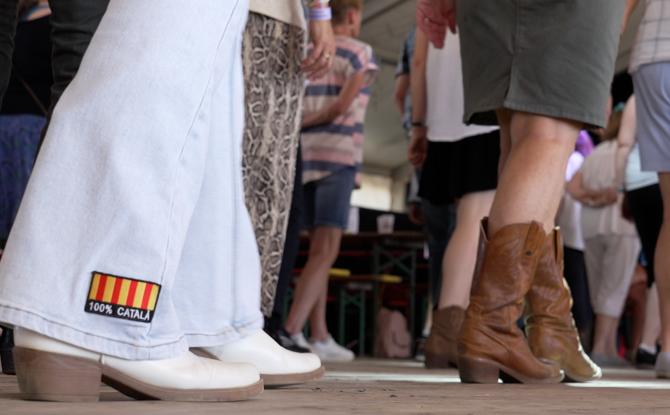 Fête à Perbais : un workshop ambiance "country" illumine le chapiteau