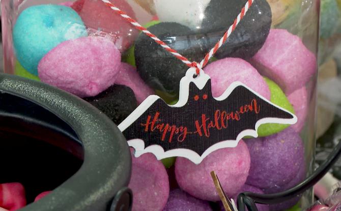 Les bonbons s'arrachent pour Halloween : exemple à Gembloux