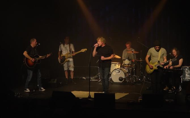 Le groupe miquelonais Dode en concert au Foyer culturel de Perwez