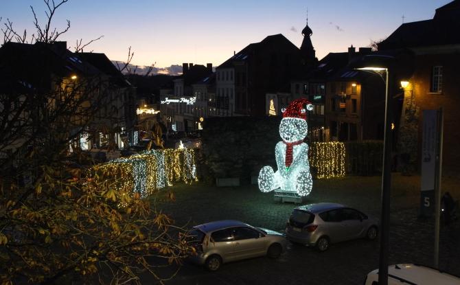 Installation des illuminations de Noël à Gembloux